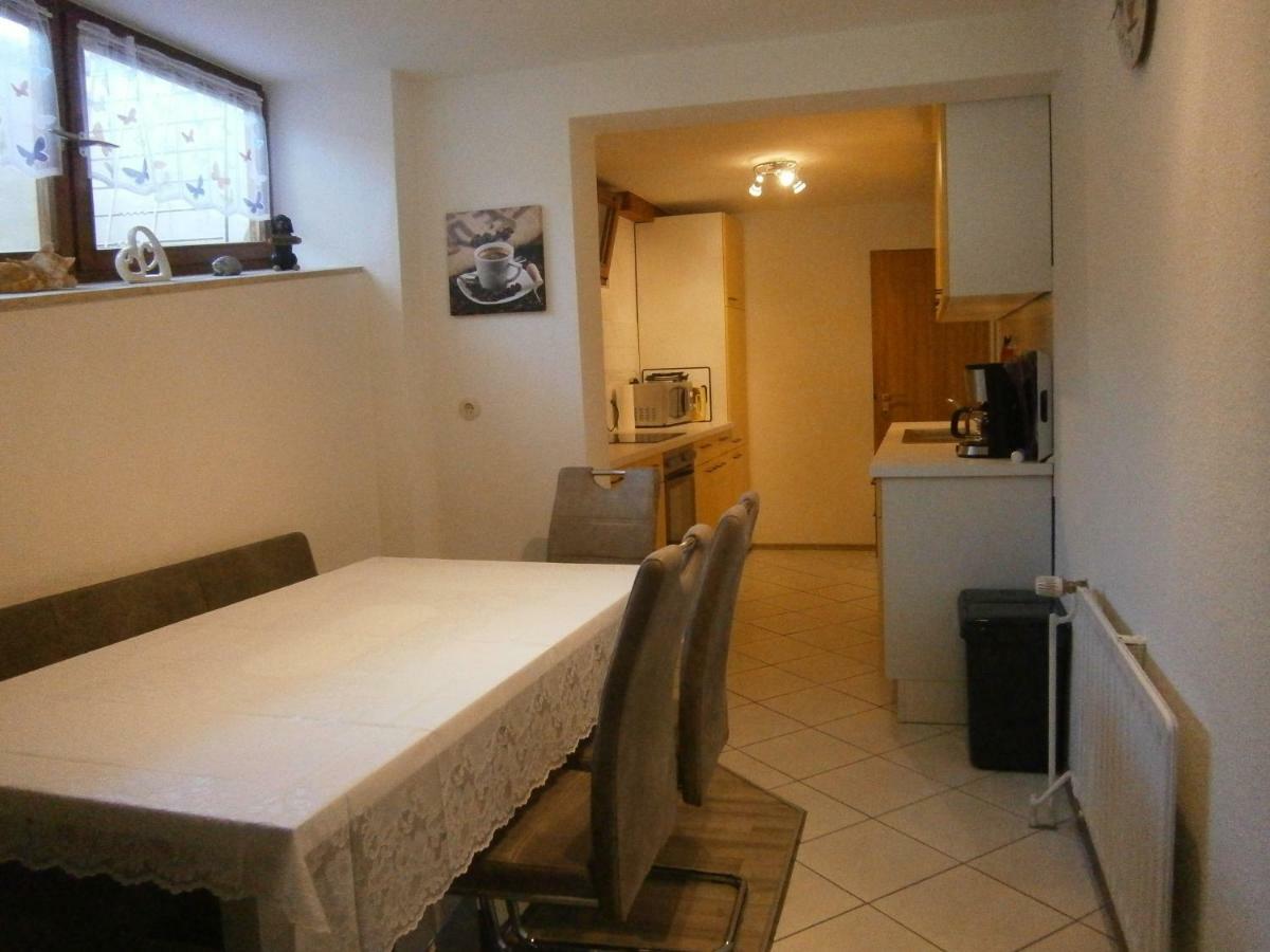 Ferienwohnung Roessler 마르크도르프 외부 사진
